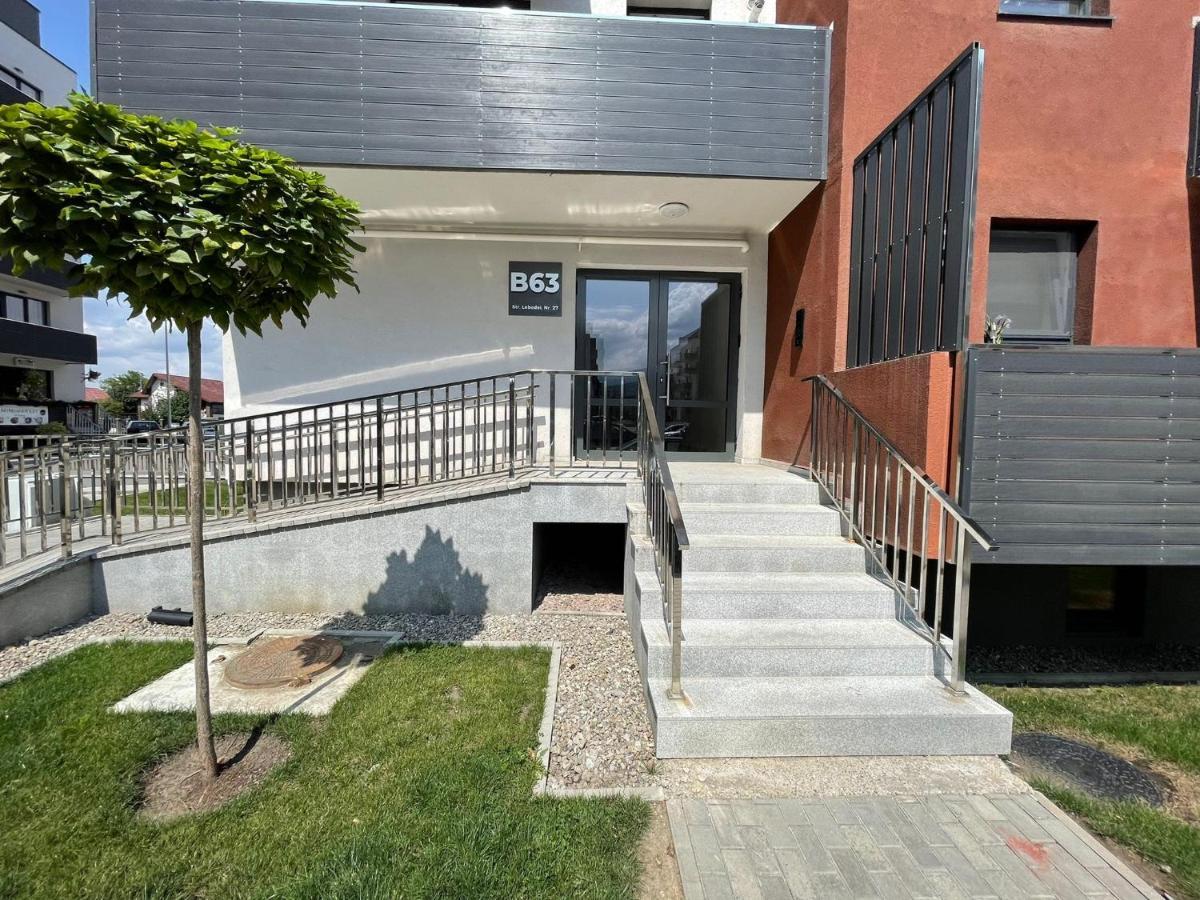 Appartement Montsee Braşov Extérieur photo