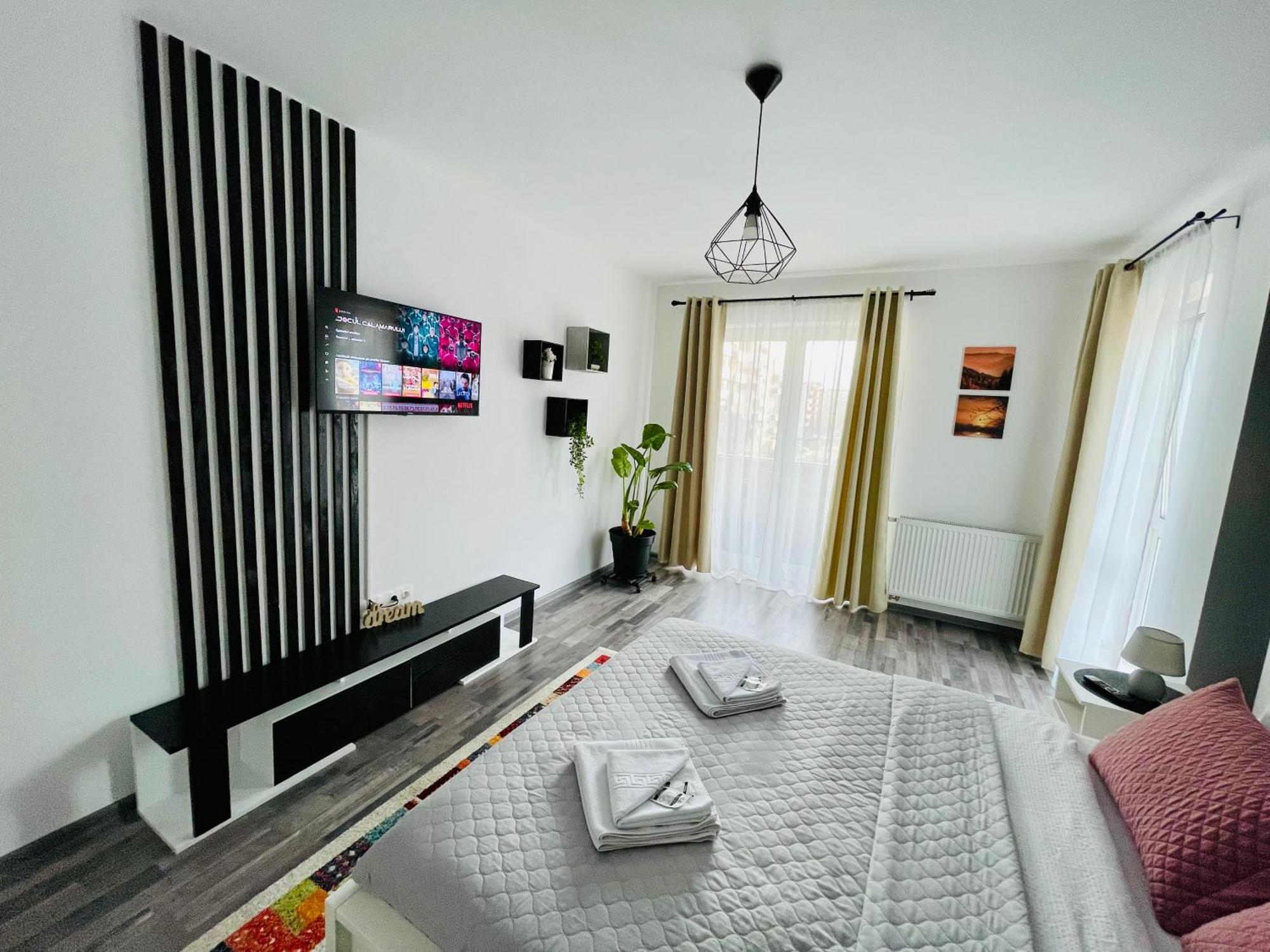 Appartement Montsee Braşov Extérieur photo